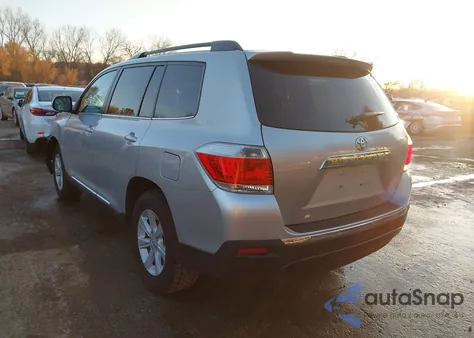 2013 Toyota Highlander Base Plus V6 from USA, damaged, VIN 5TDZK3EH4DS136720